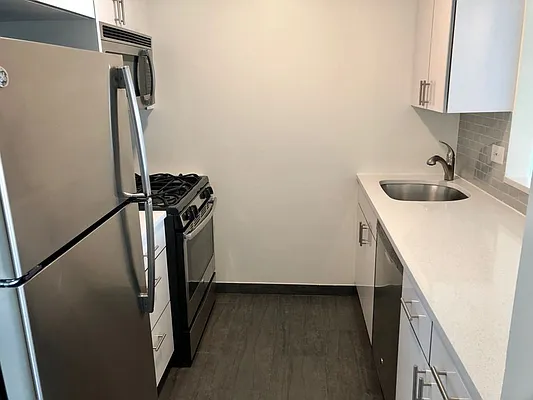 Studio, 1 bath, $3,695, Unit 3H
