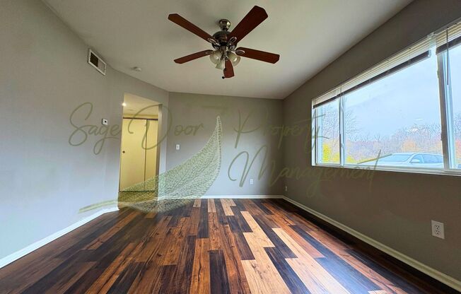 5535-5537 Freeman Ave