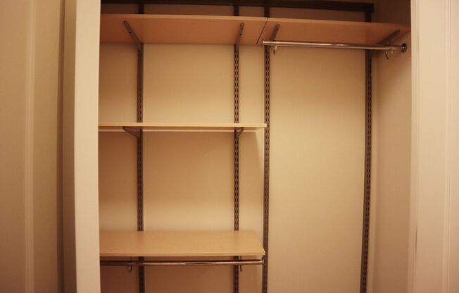 Studio, 1 bath, 460 sqft, $2,200, Unit 0116