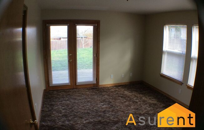 3 beds, 2 baths, $2,200