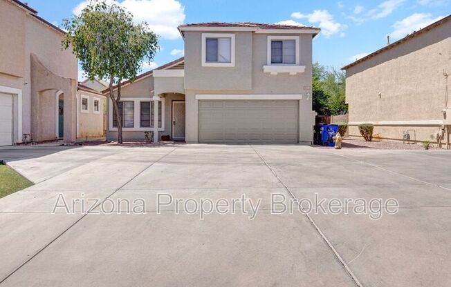 1525 E BETSY