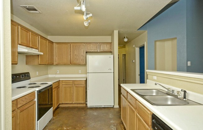 3 beds, 2 baths, 1,040 sqft, $1,750, Unit Unit B