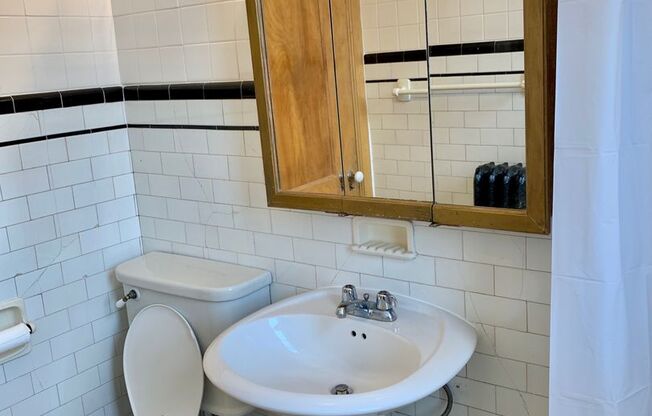 Studio, 1 bath, 450 sqft, $1,695, Unit 530-504