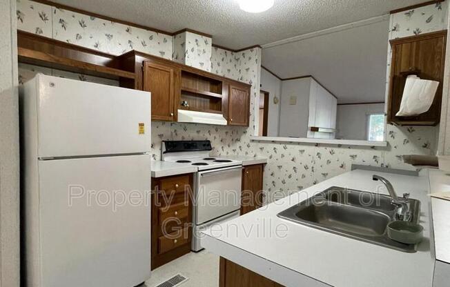 3 beds, 2 baths, $1,595