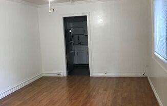 1 bed, 1 bath, $1,495, Unit 2620 F Street, Apt 1, Sacramento, CA  95816