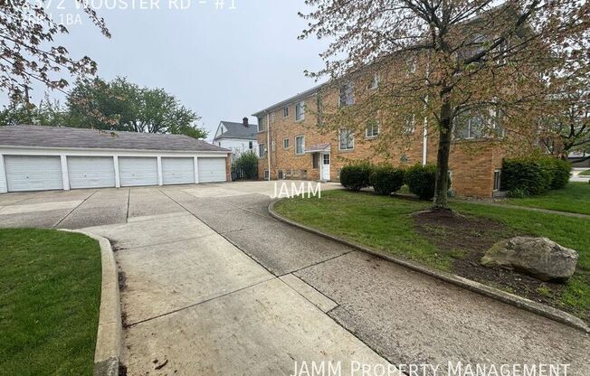 2372 WOOSTER RD