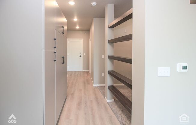 Studio, 1 bath, 558 sqft, $925, Unit 5521-5326