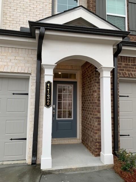 1132 EDWIN LN