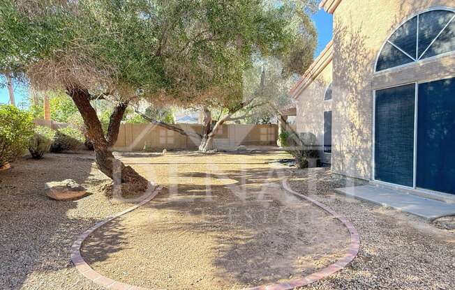 3 beds, 2 baths, 2,356 sqft, $2,895