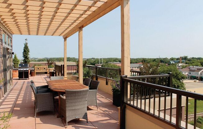 1 bed, 1 bath, 650 sqft, $1,695, Unit 7710-406