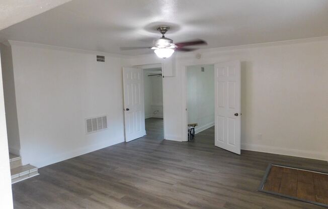 2 beds, 1 bath, 835 sqft, $1,800, Unit Unit 1