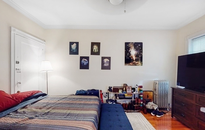 2 beds, 1 bath, 850 sqft, $3,395, Unit 10