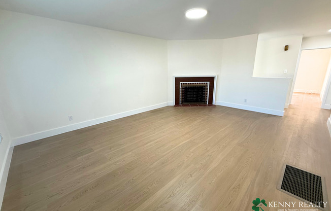 Remodeled 4BR/2BA Home w/ Dual Kitchens + New Appliances — Daly City