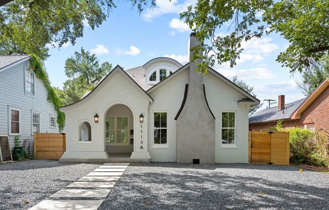 1113 West 22 1/2 Street
