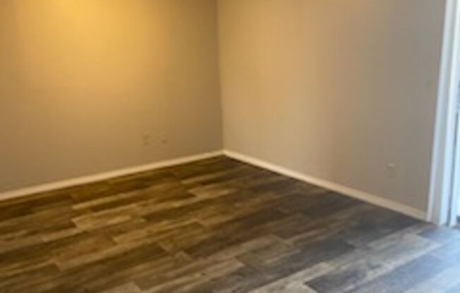 Studio, 1 bath, 520 sqft, $560, Unit 2604-101