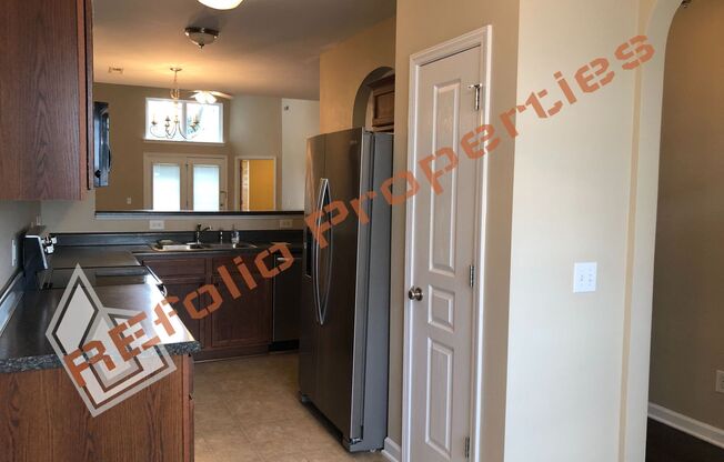 Great Location! 3 Bedroom 2.5 Bathroom 1 Car-Garage Townhouse w/ Main Level Primary Suite @ Bryarton Village, Raleigh, Available Now!