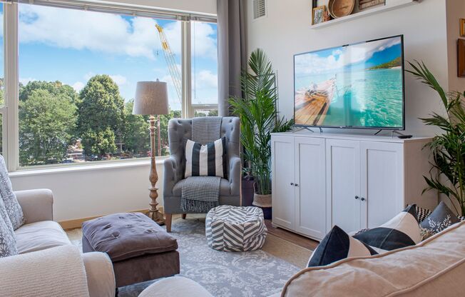 1 bed, 1 bath, 593 sqft, $1,135, Unit 434