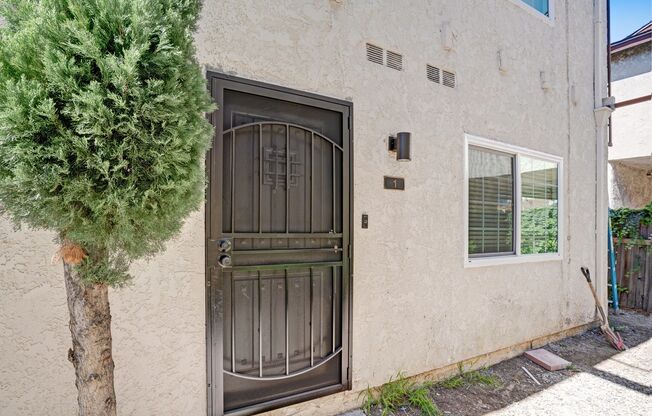 124 - 126 S Marengo AVe