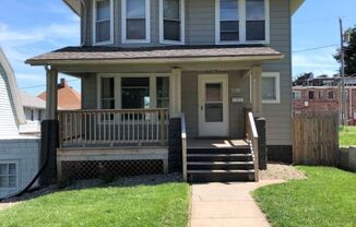 3509 Howard St