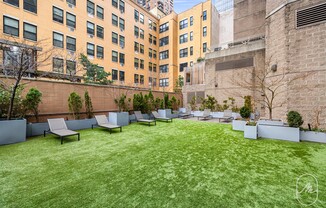 561 Tenth Ave