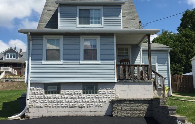 3 Bedroom Single Family House