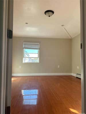 3 beds, 2 baths, $3,200