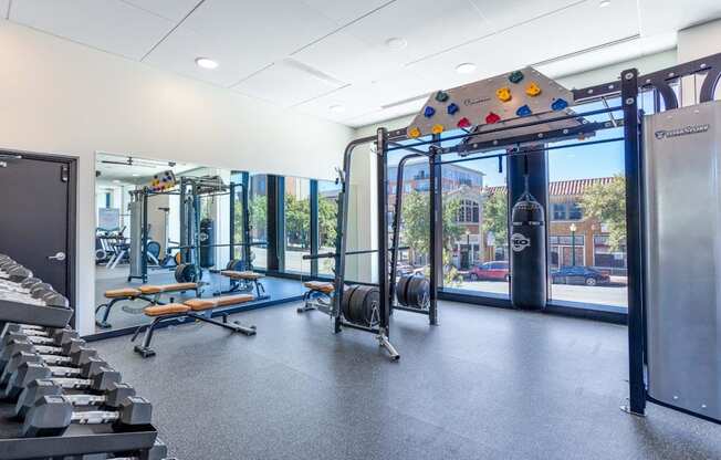 Westley on Broadway in Kansas City, Missouri Fitness Center