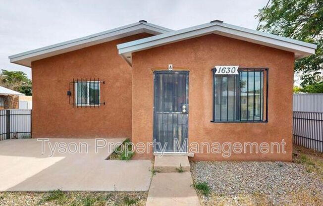 1630 GRIEGOS RD NW