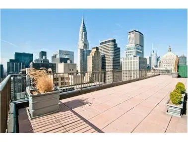 1 bed, 1 bath, $4,495, Unit 21D