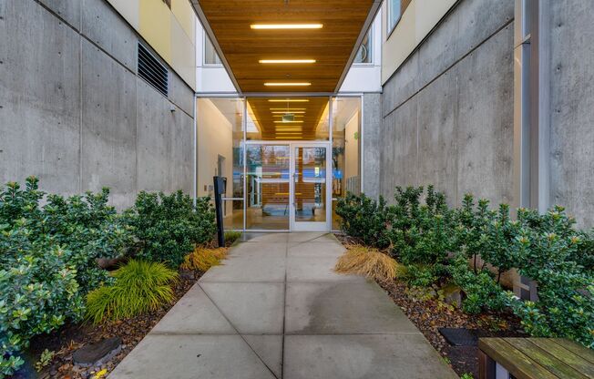 Light & bright 1-bdrm/1-bath condo in desirable KStation—Deeded parking, on Max line, great view