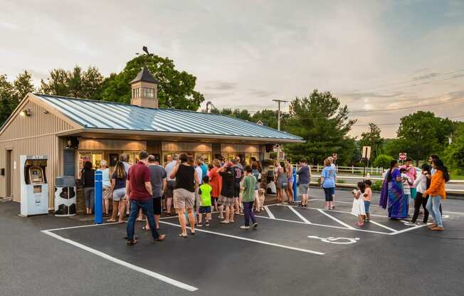 Stop for ice cream near Windsor Ridge at Westborough, Massachusetts, 01581