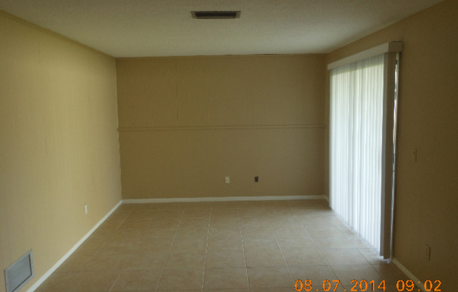 3 beds, 2 baths, $2,200