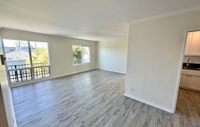 Manhattan Beach Blvd