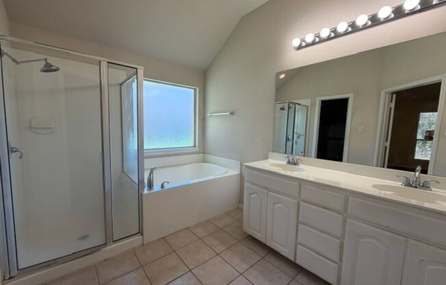 3 beds, 2 baths, $2,495