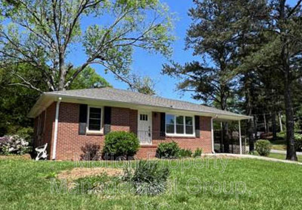2189 CLEARWATER DR SE
