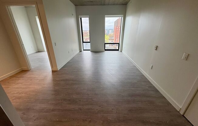 1 bed, 1 bath, 680 sqft, $2,480