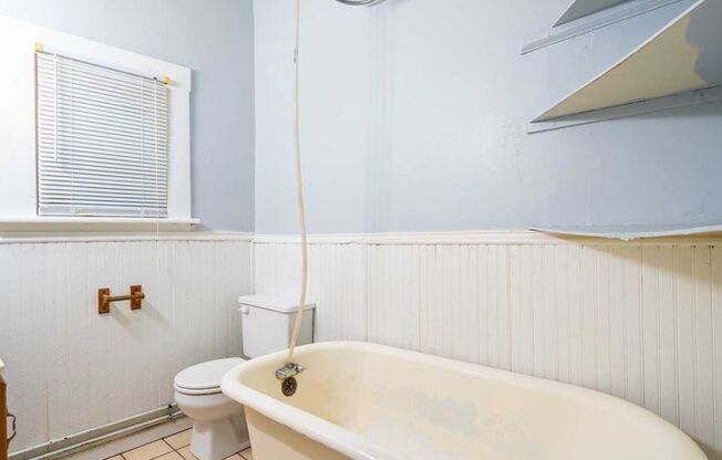 Studio, 1 bath, $875, Unit 250 R