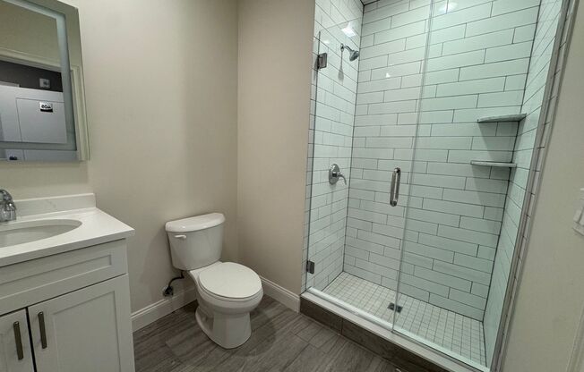 1 bed, 1 bath, $2,100, Unit 405
