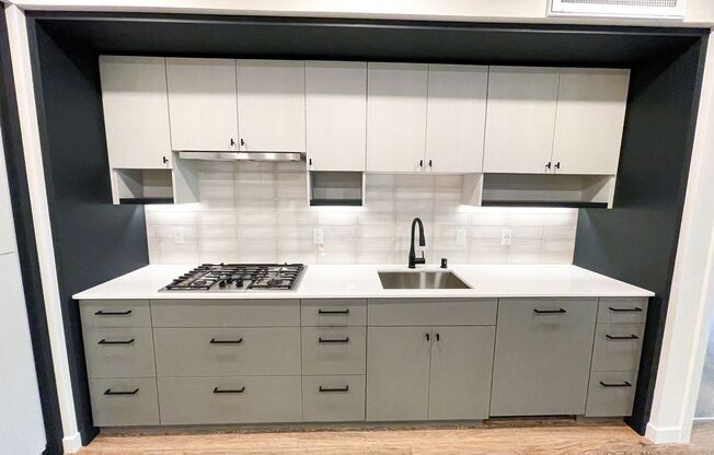 2 beds, 2 baths, 1,100 sqft, $6,495, Unit 401