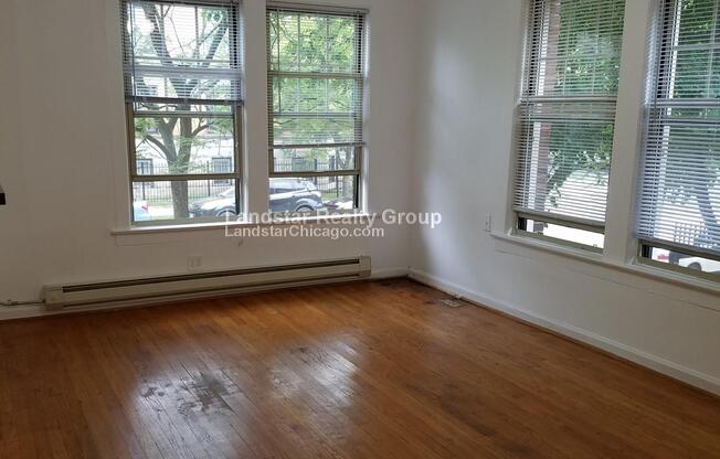 3267 West Wrightwood Ave.