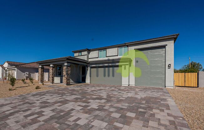 Beautiful 4-Bedroom Home with RV Garage