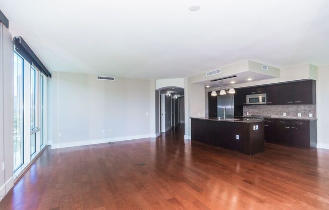 Allure Waikiki - 2 bedroom, 2 bath with 1 covered parking.