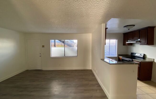 2 beds, 1 bath, 800 sqft, $2,195, Unit #3