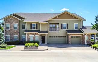 Welcome to 
The Sovereign at Overland Park