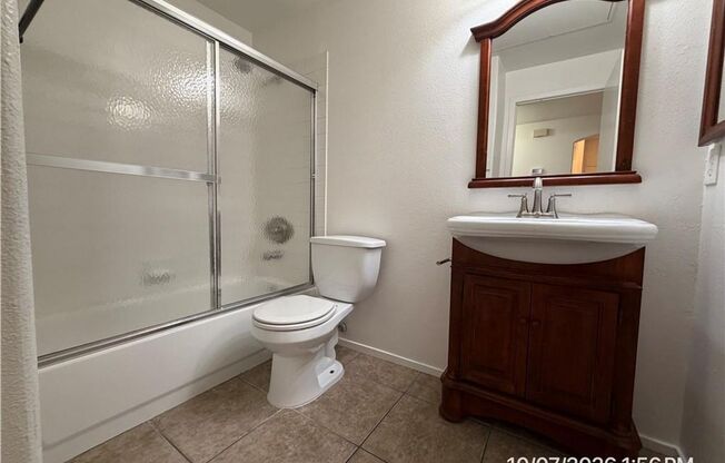 2 beds, 2 baths, $1,330, Unit # 724