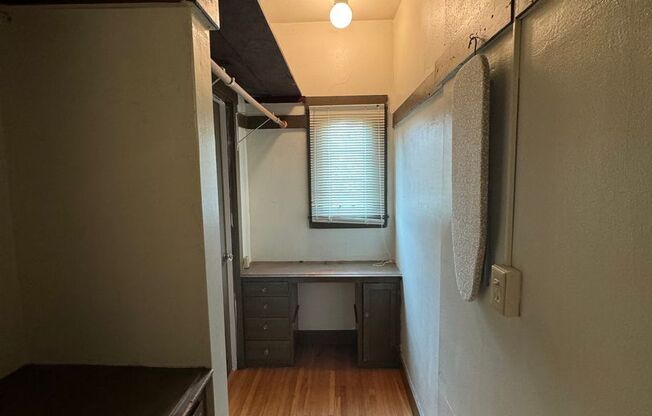 1 bed, 1 bath, $2,395, Unit Apt 2417