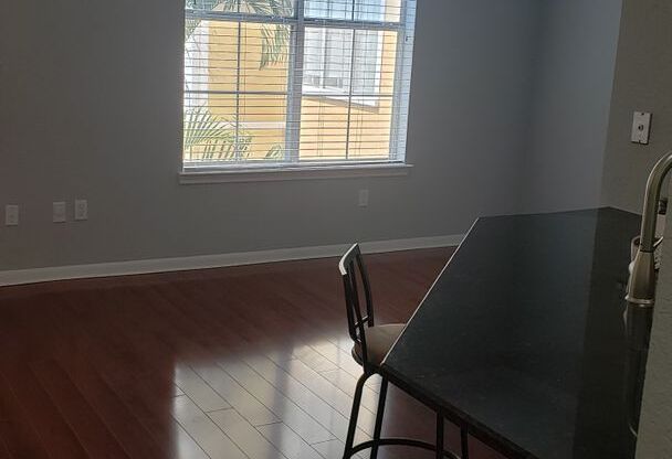 1 bed, 1 bath, $1,650, Unit Unit 341