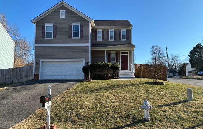 Beautiful Home in HUNTINGTON PLACE