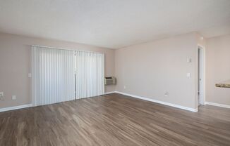 1 bed, 1 bath, 704 sqft, $2,095, Unit B-12