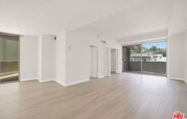 1 bed, 2 baths, 1,260 sqft, $3,700, Unit 507